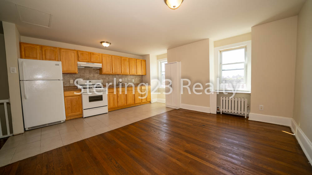 21-24 24th street, Astoria, NY, 11105 - Photo 0