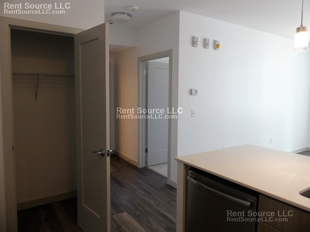 180 Telford St. - Photo 8