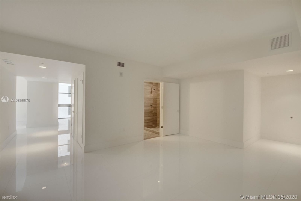 1010 Brickell Ave Unit 2503 - Photo 21