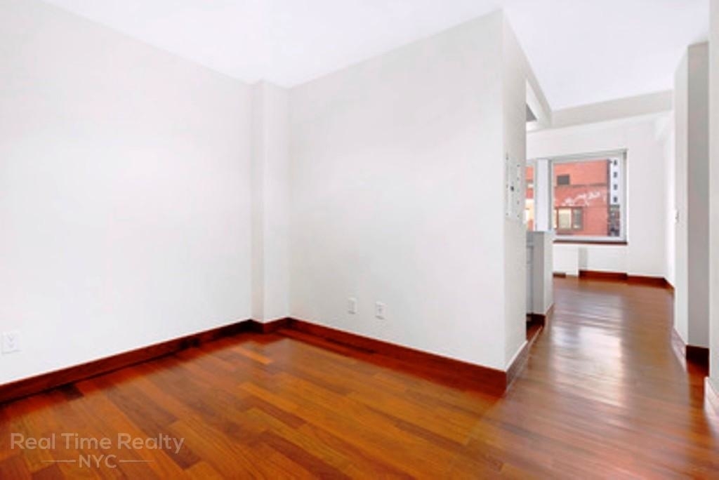 305 East 63rd Street - Photo 4