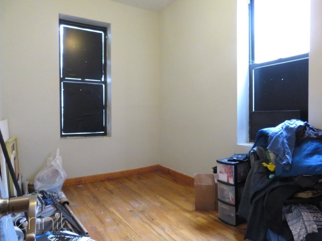 823 Saint Johns Place - Photo 9