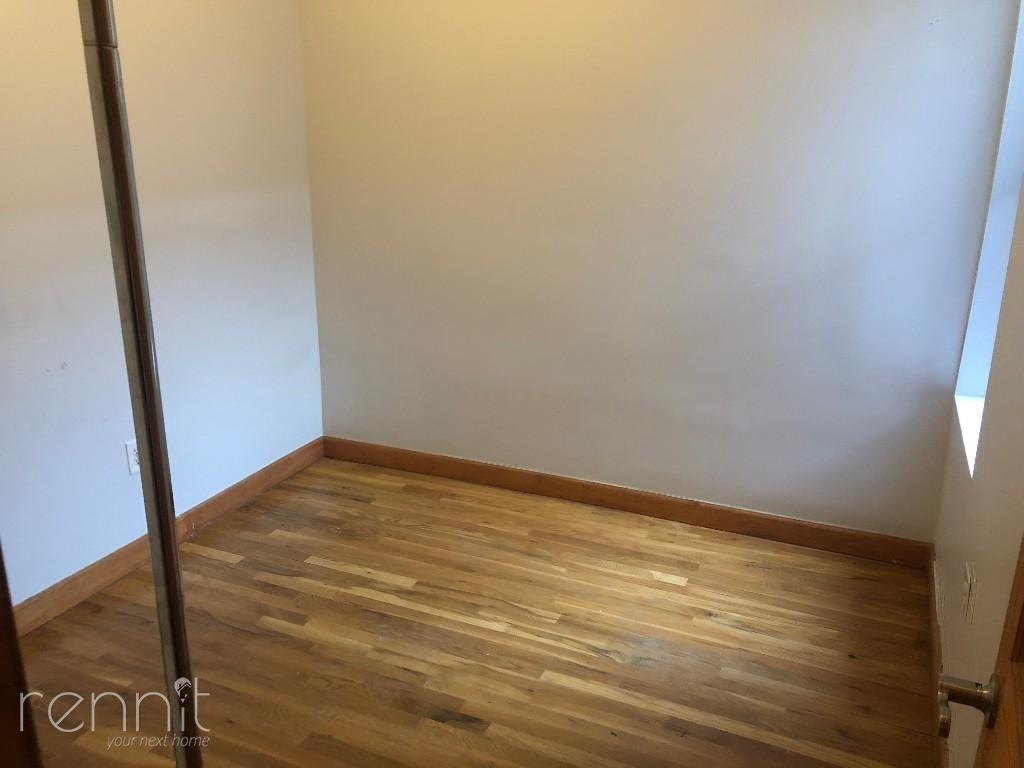 823 Saint Johns Place - Photo 8