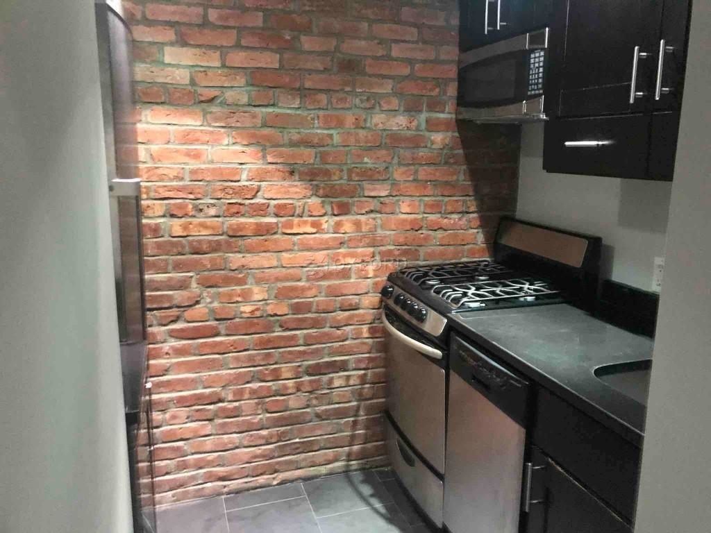 234 West 14th Street - Photo 2