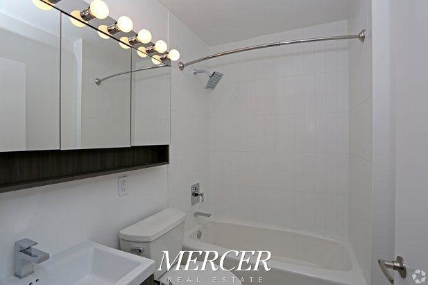 410 West 53rd Street - Photo 2