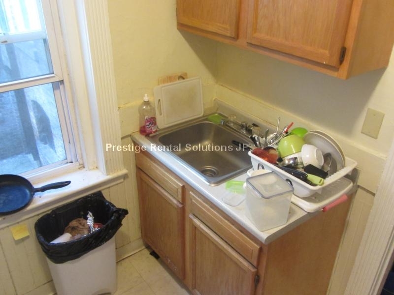 71 Chester St. - Photo 2