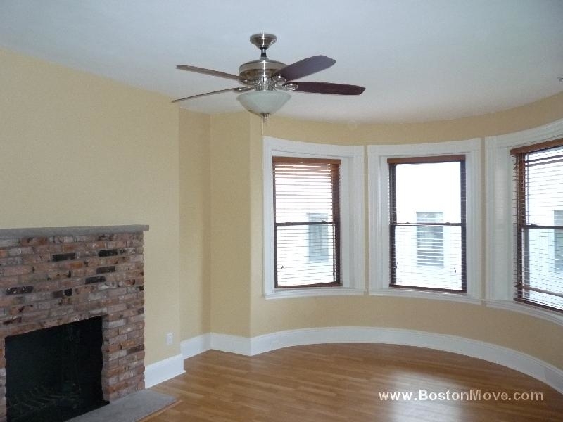 913 Boylston St. - Photo 0