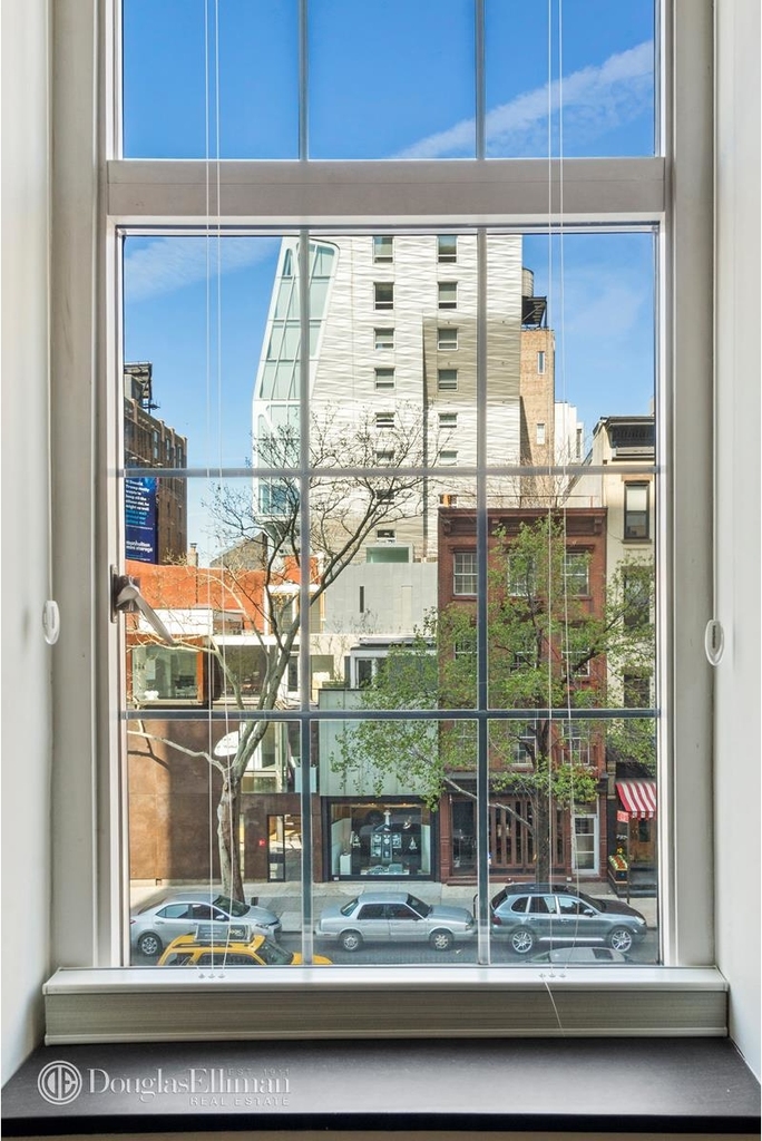 465 West 23rd St - Photo 1