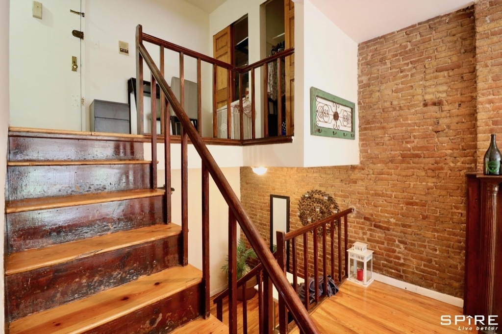 308 West 73rd Street - Photo 9