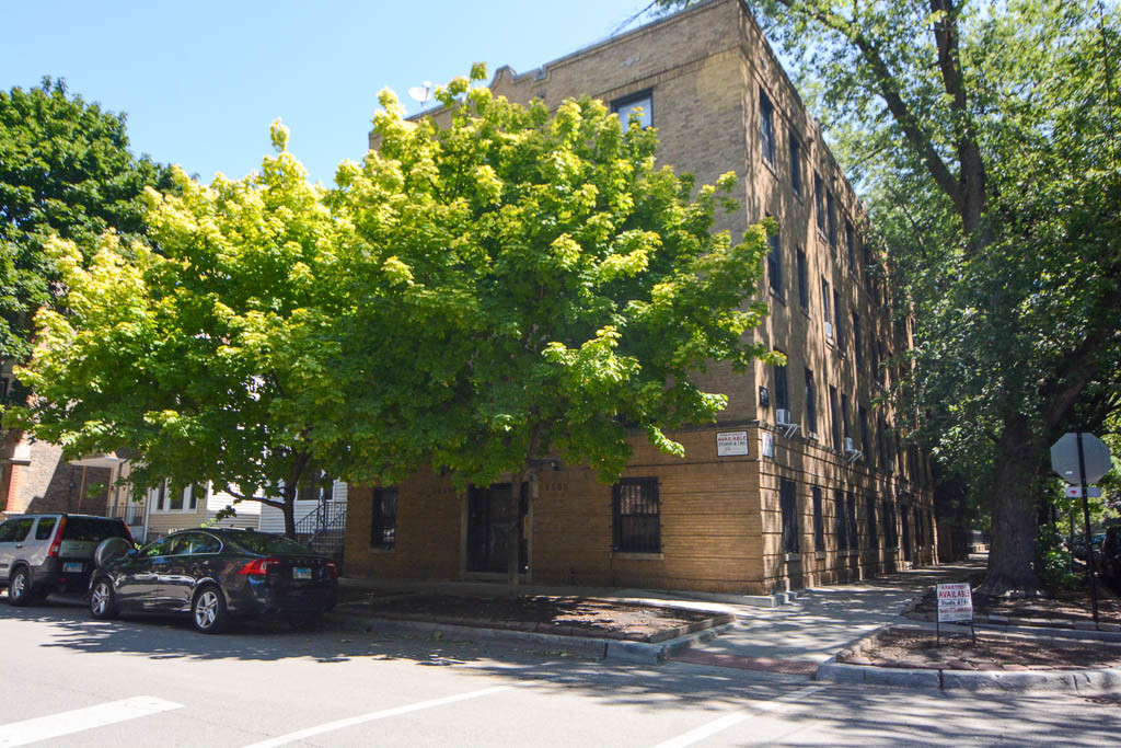 2535 Seminary - Photo 0