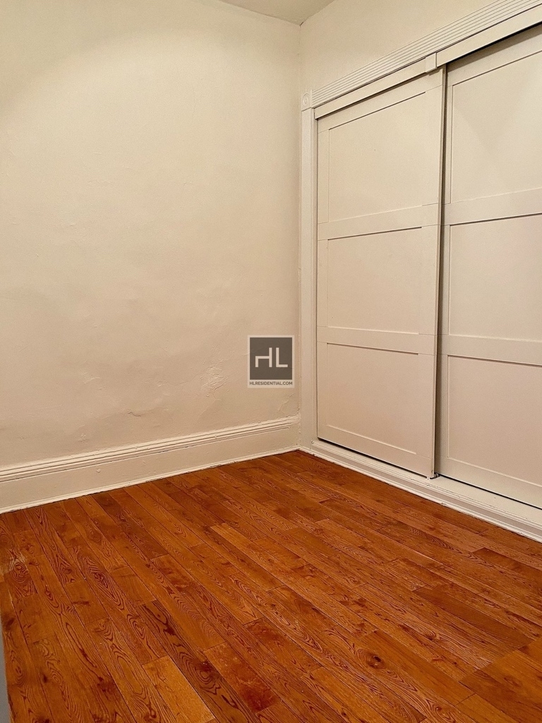 129 East 101st Street - Photo 3