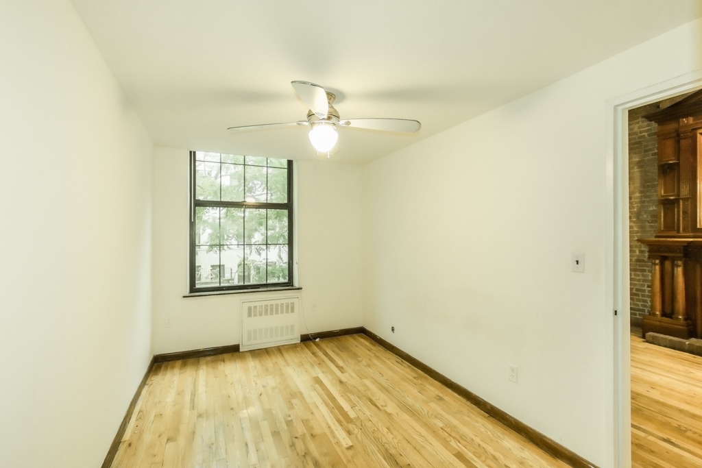 158 WEST 76TH STREET - Photo 3