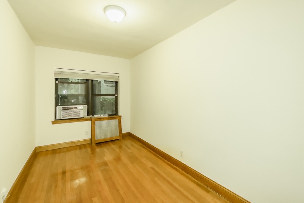  255 WEST 75TH STREET - Photo 3