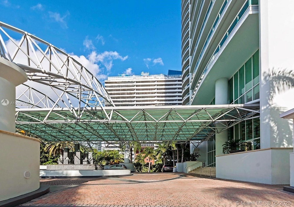 1643 Brickell Ave - Photo 40