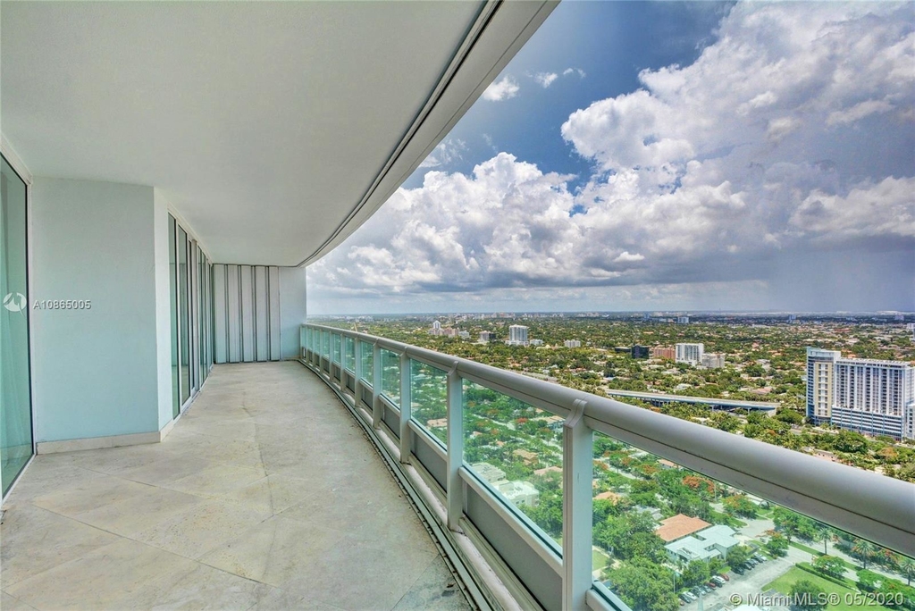 1643 Brickell Ave - Photo 12