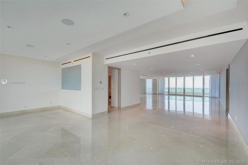 1643 Brickell Ave - Photo 15