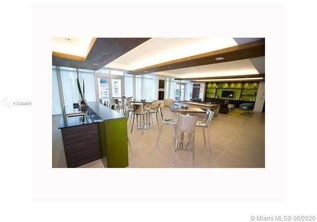 500 Brickell Ave - Photo 16