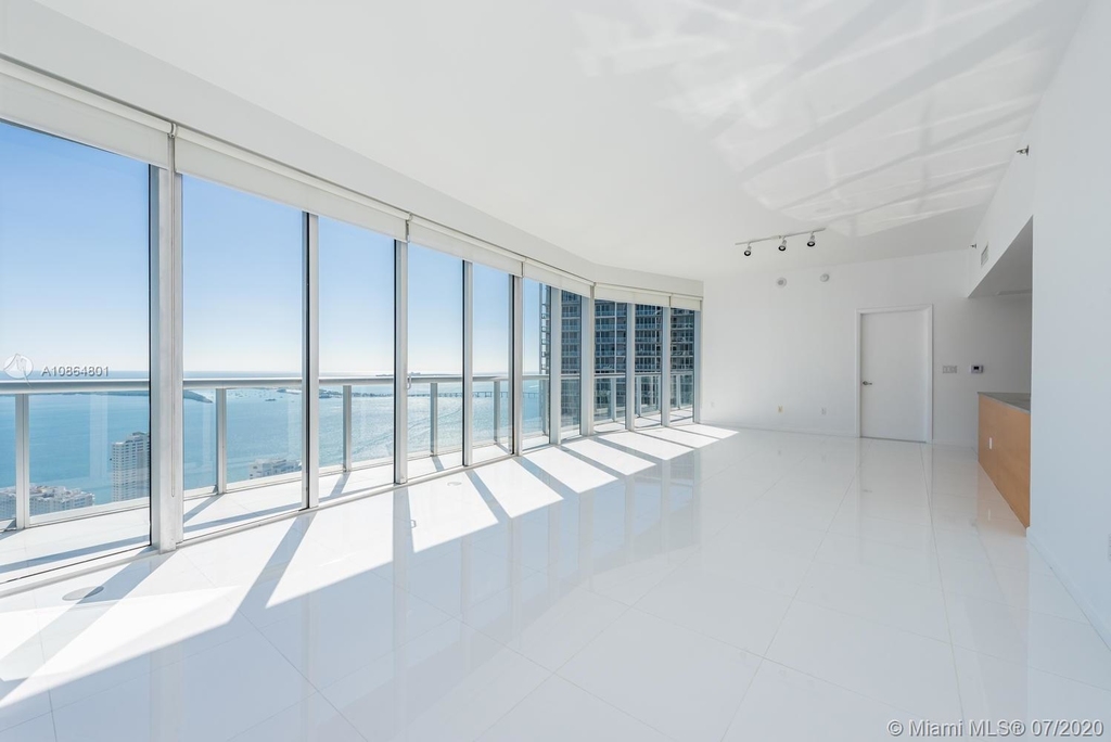 465 Brickell Ave - Photo 19