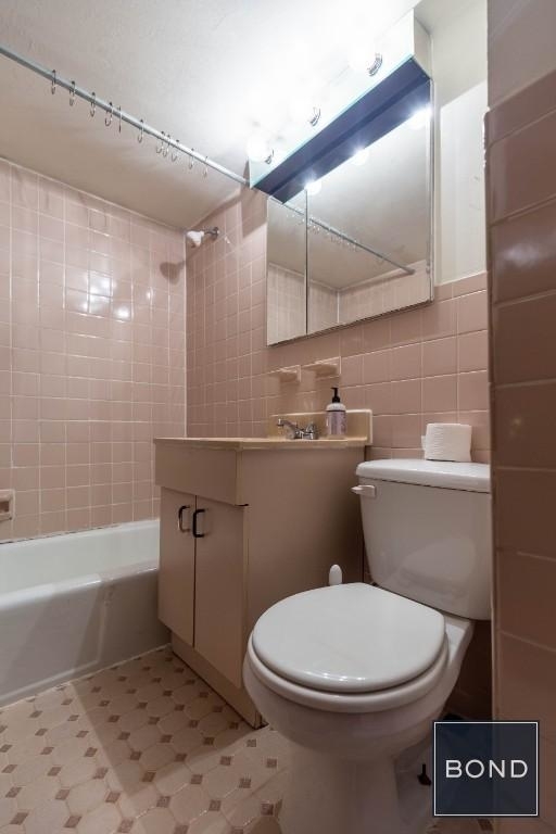 226 West 21st Street - Photo 11