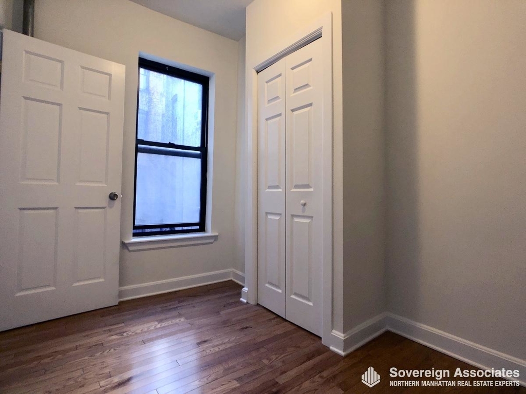 401 East 68th Street - Photo 5