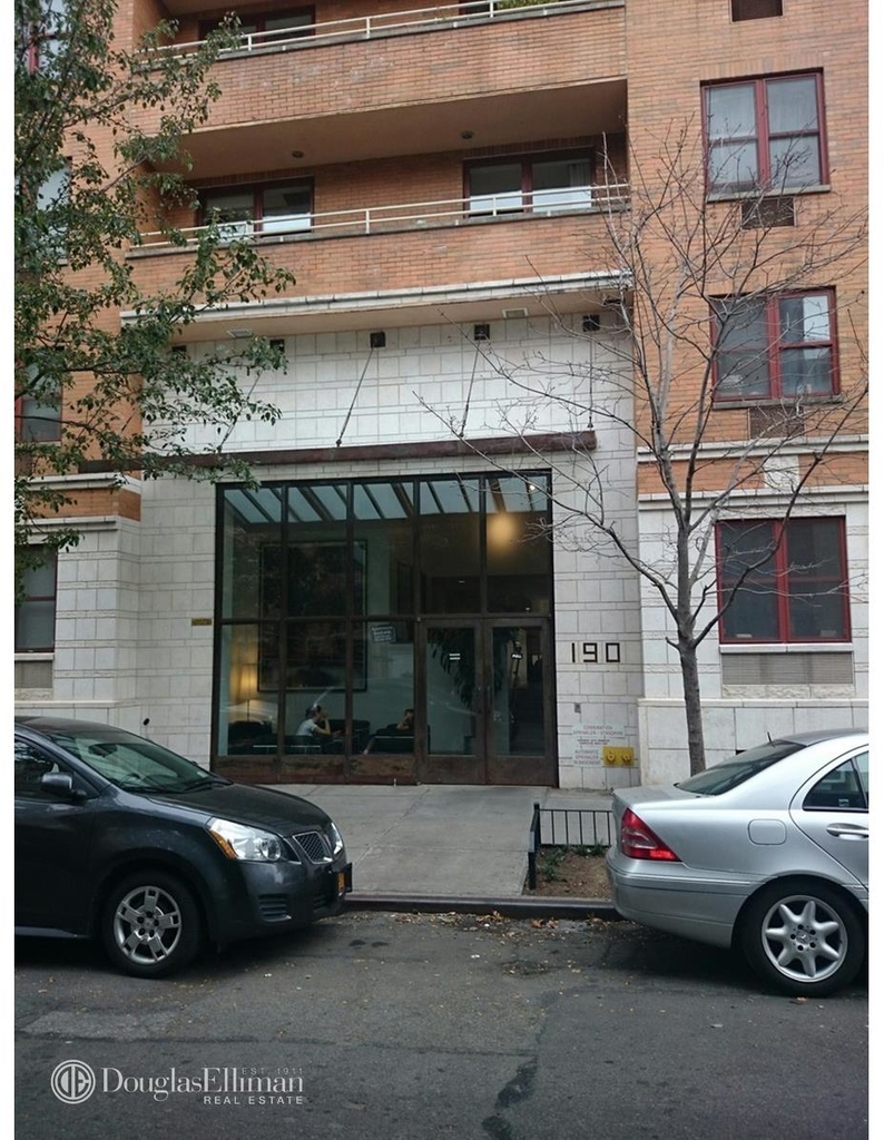 190 East 7th St - Photo 2