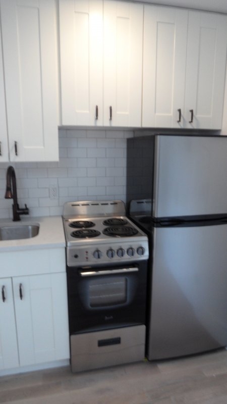 West 139 Street - Photo 2