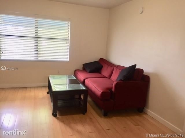 950 Nw 11th St Apt 3d - Photo 14