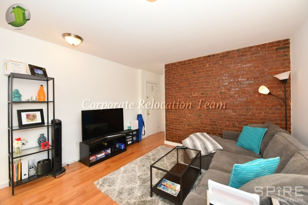 31-79 35th Street - Photo 3