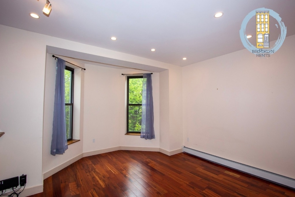 187 Lefferts Place - Photo 8