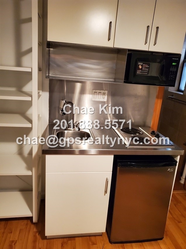 143 East 30th Street - Photo 1