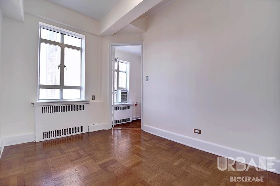 10 West 74th Street - Photo 5