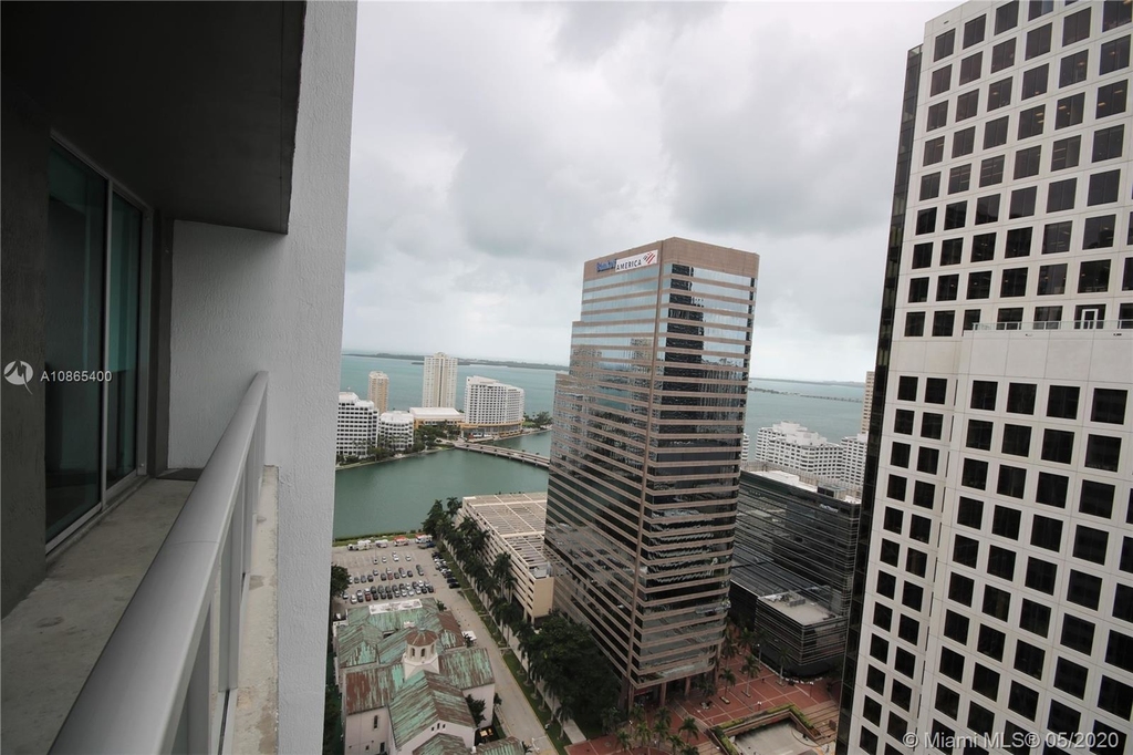 500 Brickell Ave - Photo 7