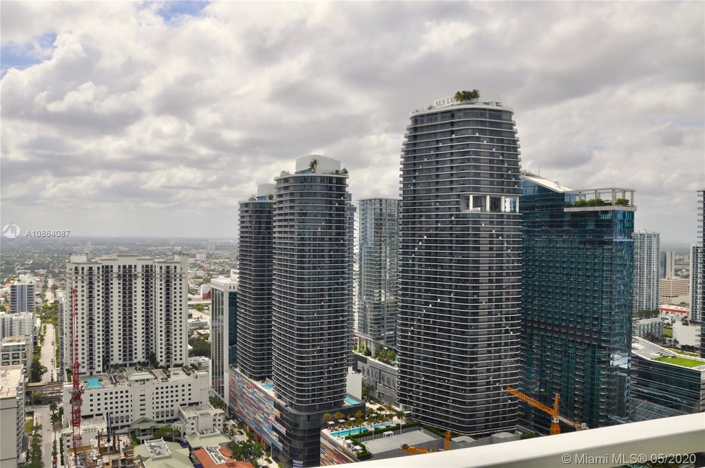 951 Brickell Ave - Photo 4