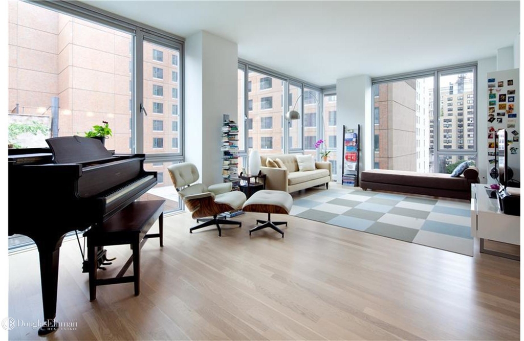 110 Third Avenue - Photo 4