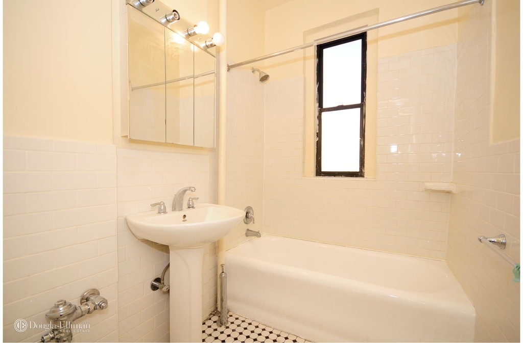 701 West 175th St - Photo 3