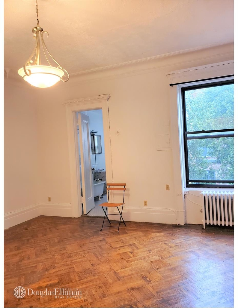 128 West 120th St - Photo 4