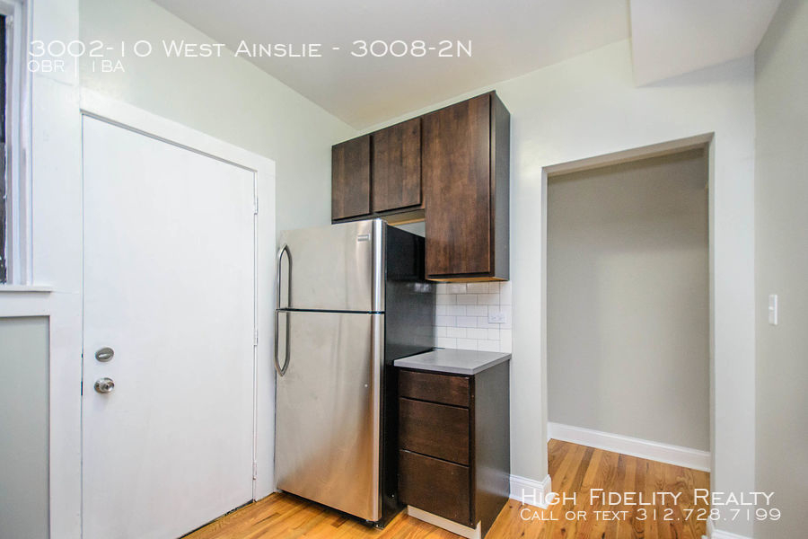 3002-10 West Ainslie - Photo 9