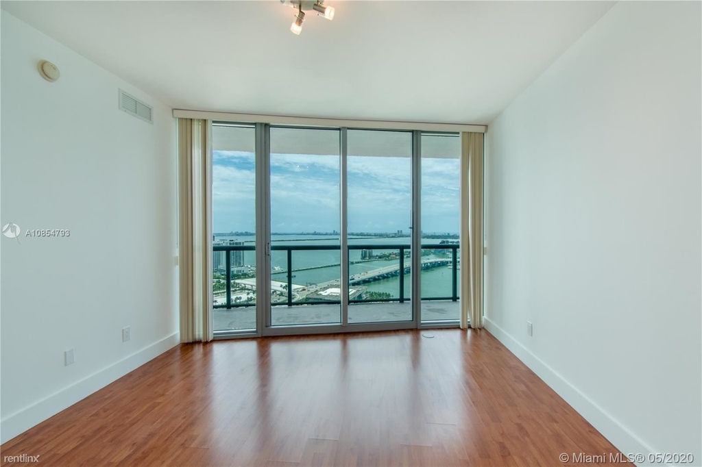 888 Biscayne Blvd Apt 4112 - Photo 10