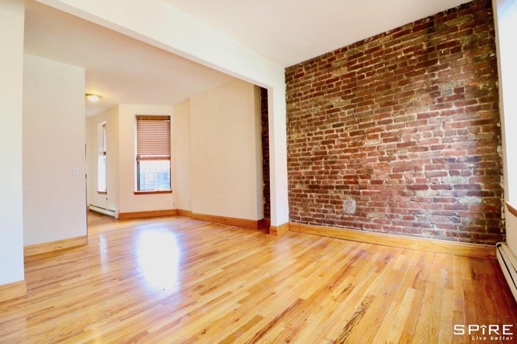 814 Tenth Avenue  - Photo 1