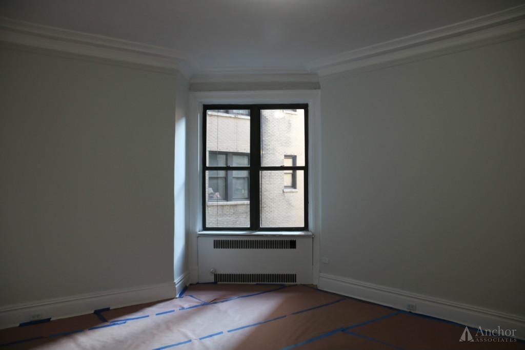 West 98th Street - Photo 5