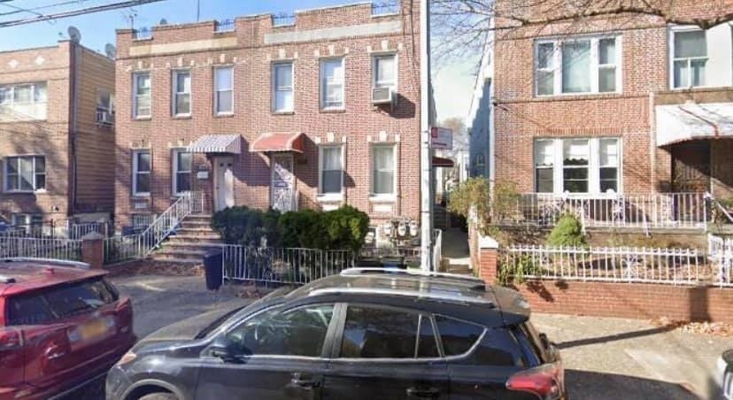 23-48 Crescent St  - Photo 0