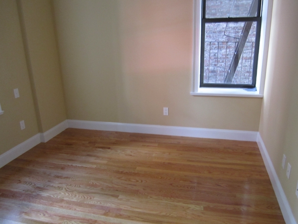 331 Lexington Ave  - Photo 6