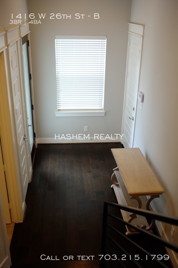 1416 W 26th St - Photo 3