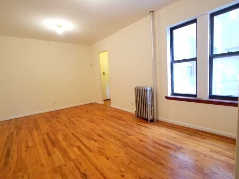 4500 Broadway - Photo 1