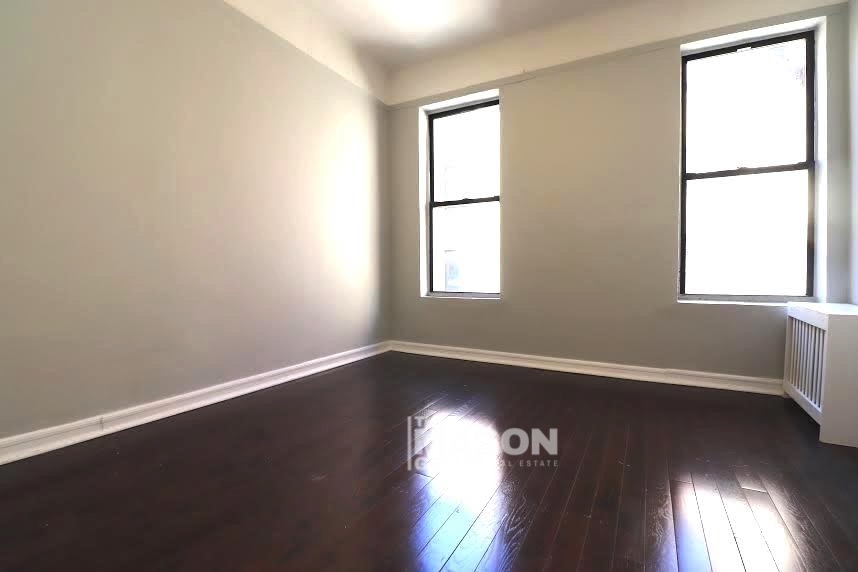 2504 Adam Clayton Powell - Photo 2