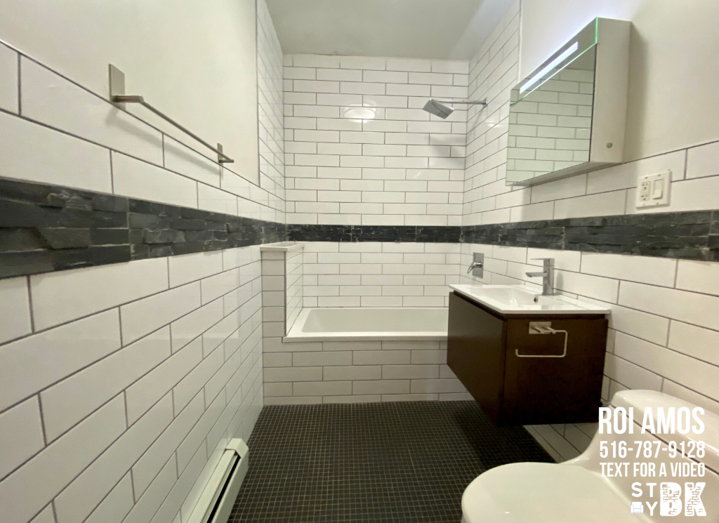 1082 Fulton Street  - Photo 8