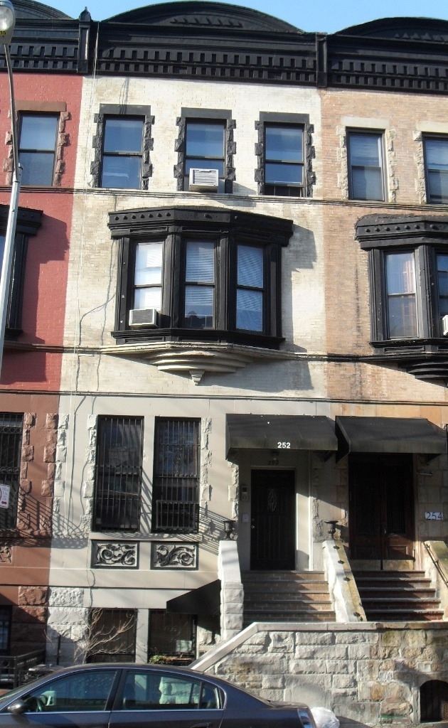 252 West 136 Street - Photo 3