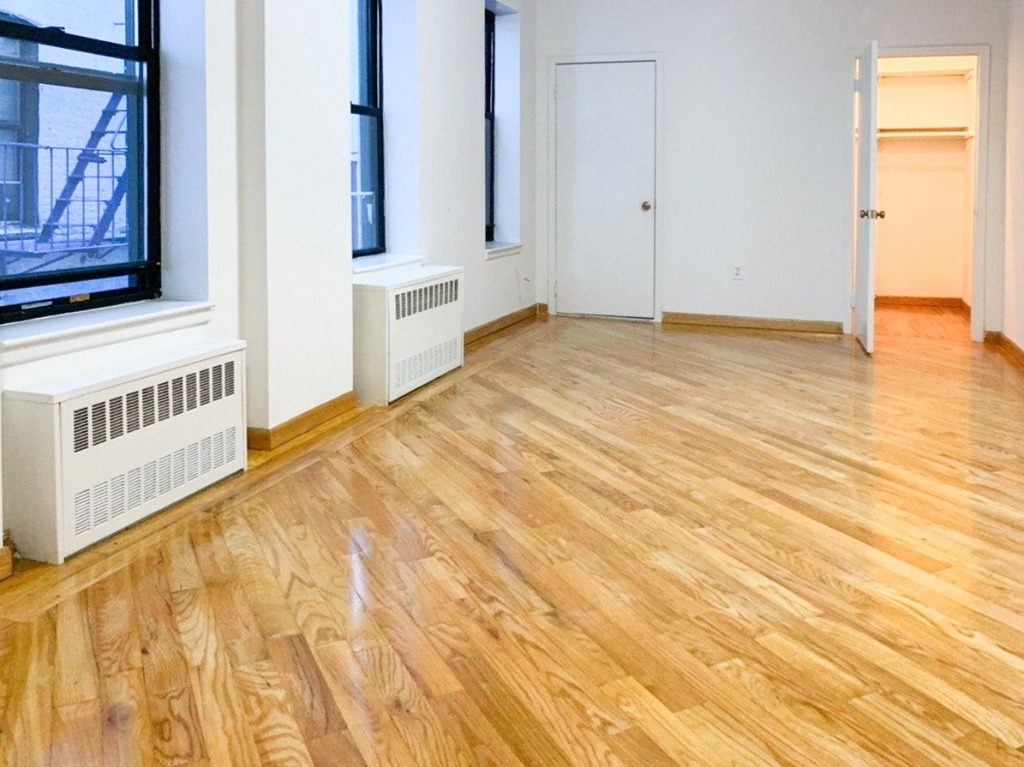 206 East 67th Street - Photo 1