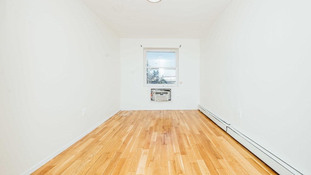 513 Van Buren St - Unit: 3 - Photo 7