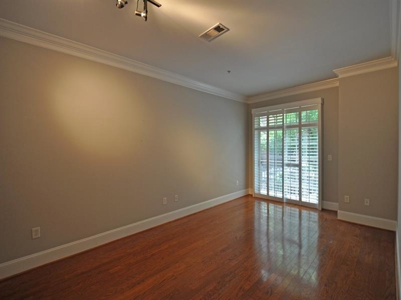 1055 Piedmont Avenue Ne - Photo 3