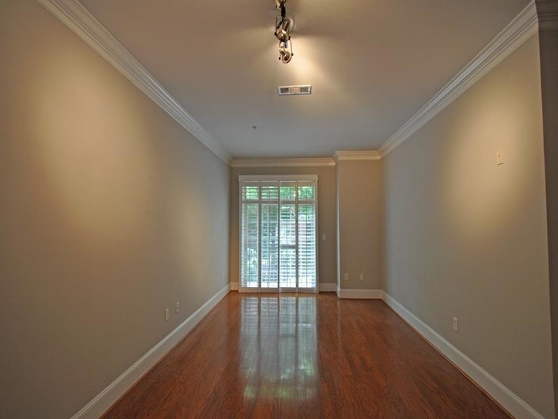 1055 Piedmont Avenue Ne - Photo 2